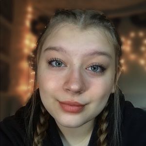 Meet your Posher, Mj